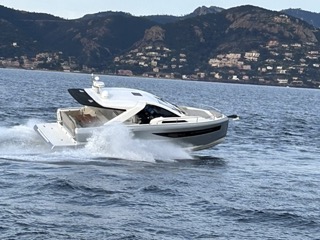 Sea trial: DB/37 în premieră mondială testat la Cannes de YachtExpert