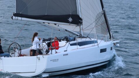 SeaTrial: Jeanneau Sun Odyssey 350 (Performance), un cruiser cu veleități sportive testat la Cannes