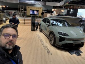 Porsche Cayenne Electric