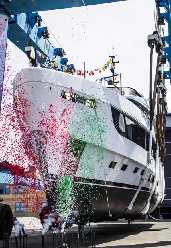 Azimut Grande 44M